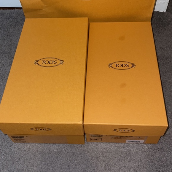 Tod’s boxes empty - Picture 3 of 13